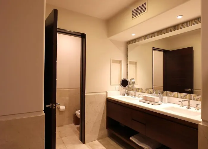 Oceanfront 3br At Diamante By The Agency Baja Holiday home